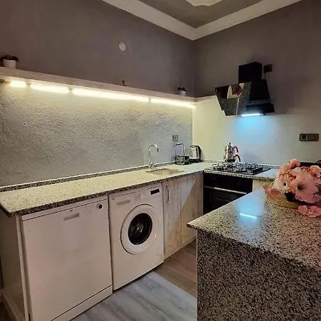Kalinda Apartment *