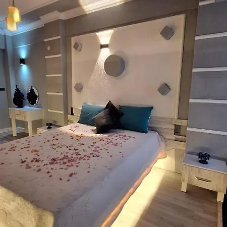 Kalinda Apartment